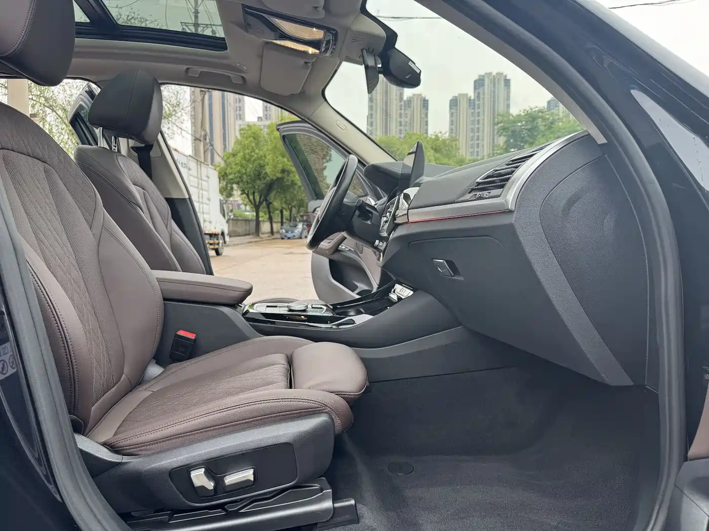 BMW iX3 2022 Facelift Leading Model фото 8