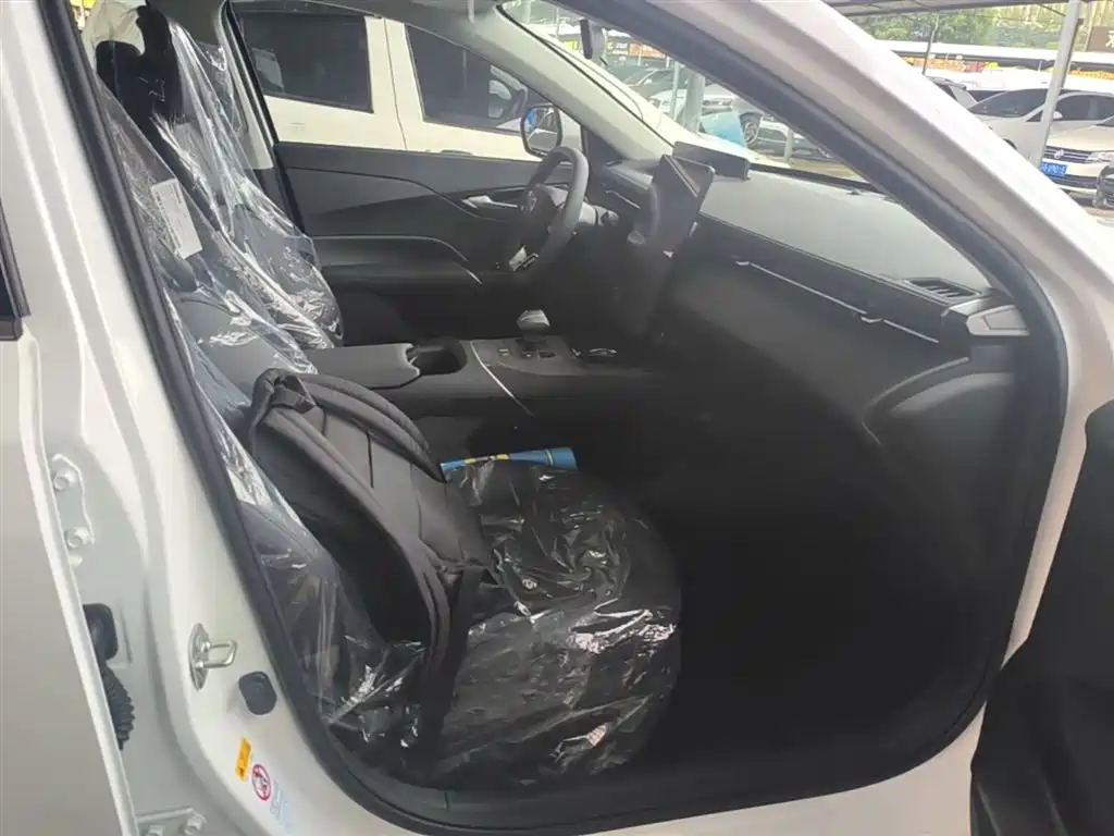 Changan Eado 2026 2025 Blue Whale 1.5T 500Bar Premium