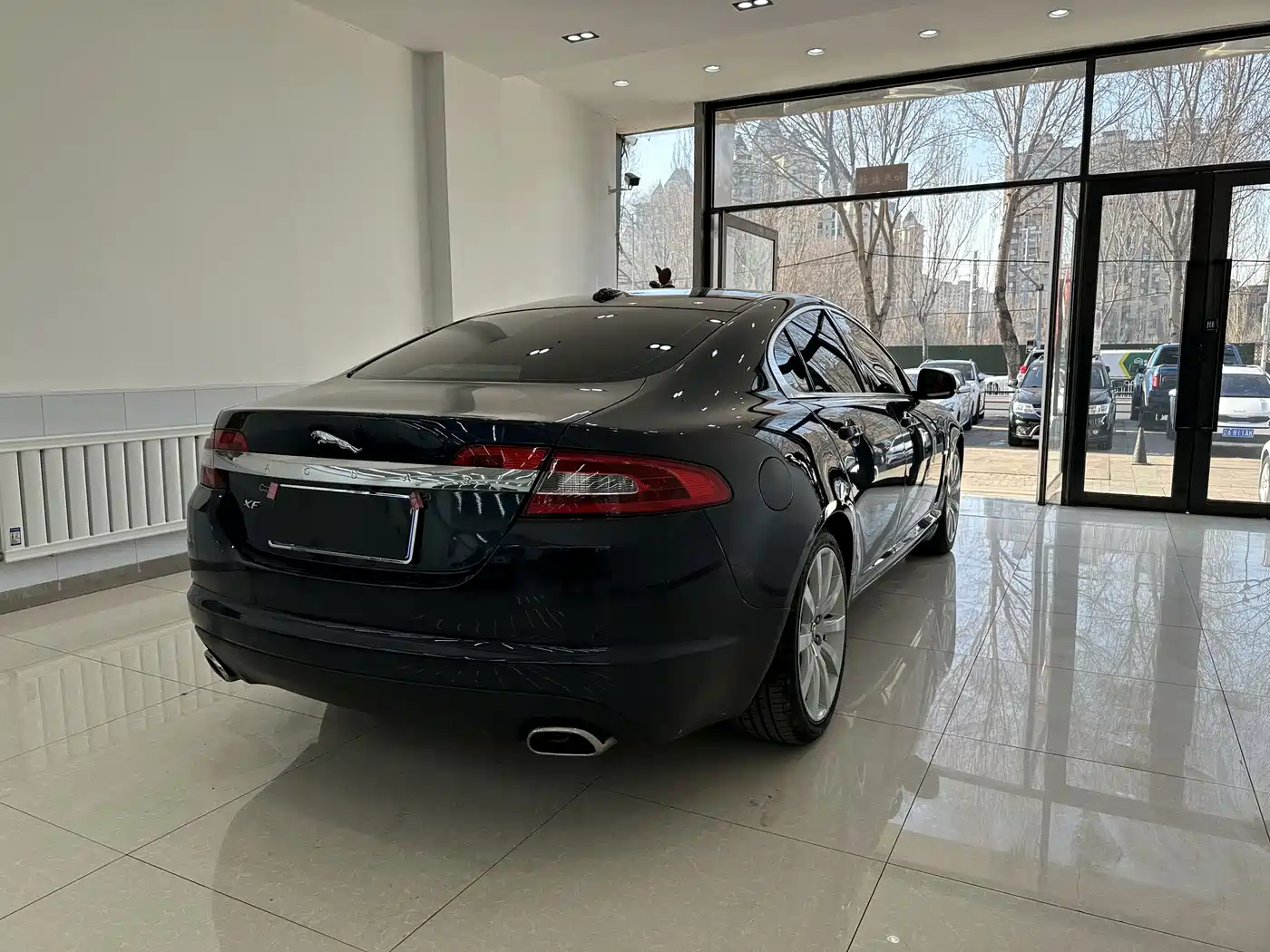 Jaguar XF 2009 2009 Model XF 3.0L V6 Luxury Edition