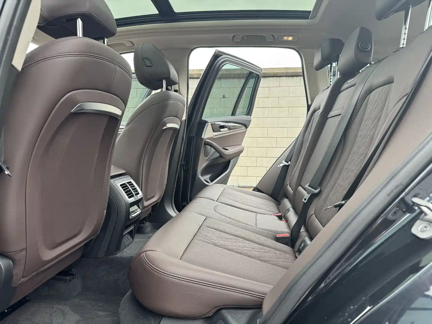 BMW iX3 2022 Facelift Leading Model фото 9
