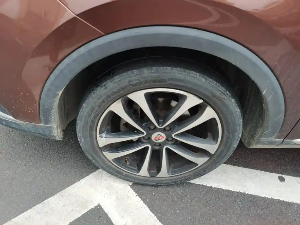 Roewe RX3 2020 2020 1.6L CVT 4G Ultra Comfort Flagship