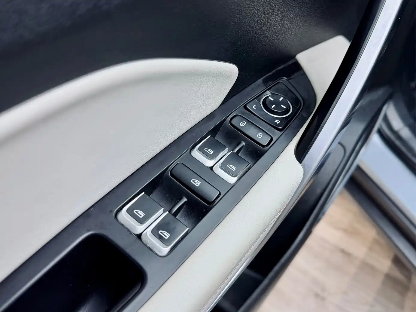 GEELY AUTOMOBILE BOYUE