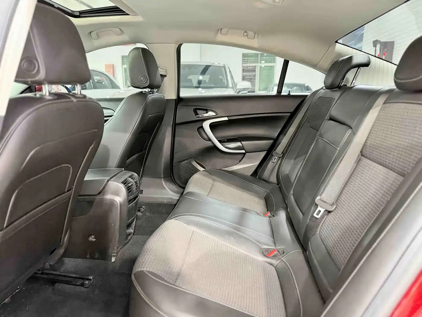 Buick Regal 2015 1.6T Leading Tech Edition фото 6
