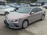 Фото 10 - Lexus ES
