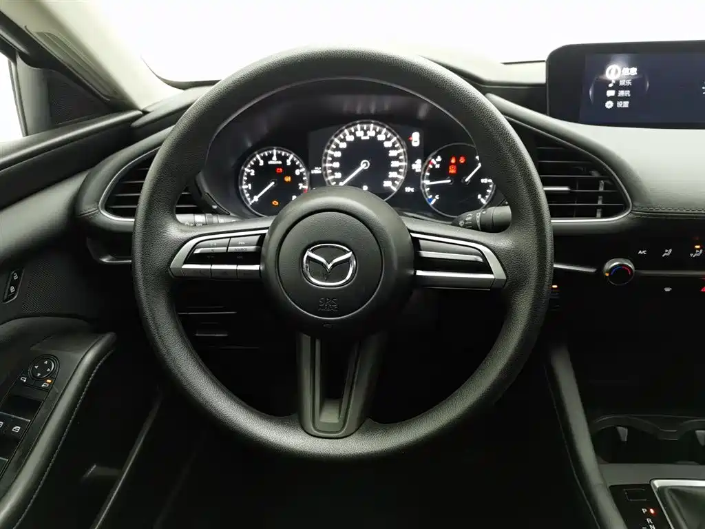 MAZDA 3 ANGKESAILA