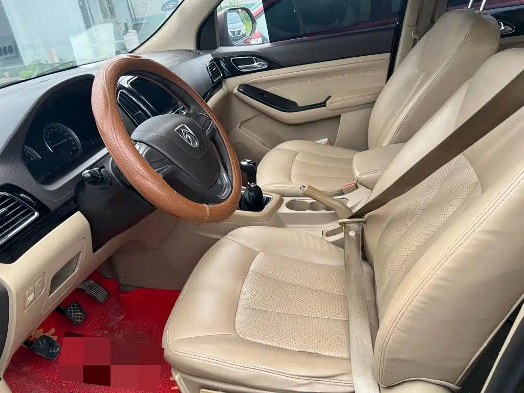 Фото 4 - Baojun 730