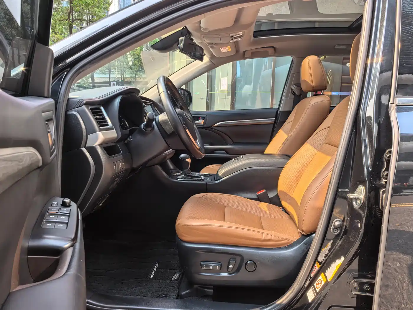 Toyota Highlander 2018 Model 2.0T 4WD Knight Edition 7-Seater China VI фото 17