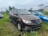 Фото 3 - Baojun 730