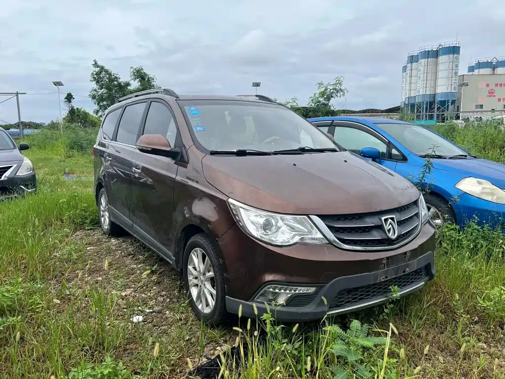 Фото 3 - Baojun 730