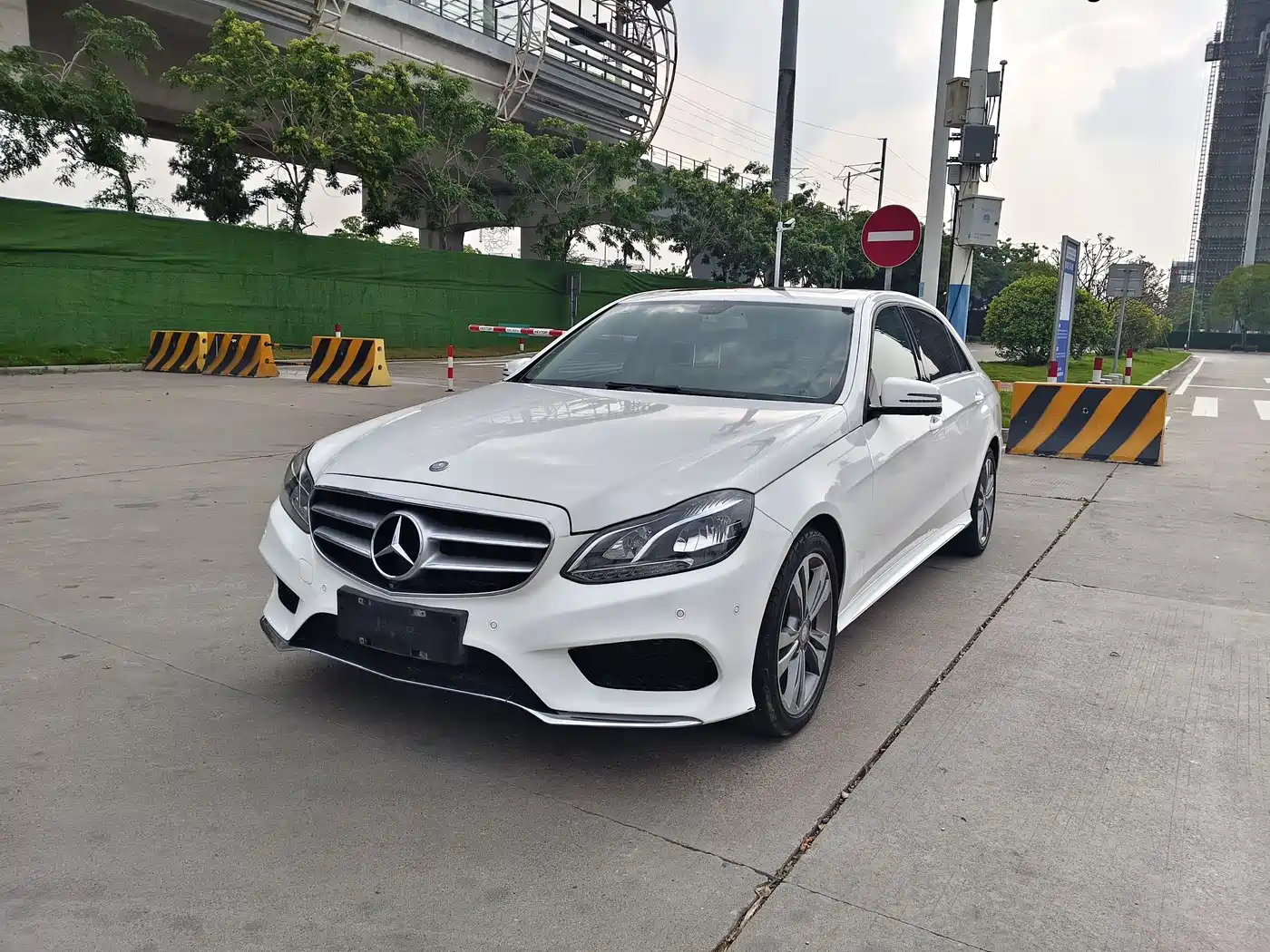Mercedes-Benz E-Class 2015 E 260 L Sport