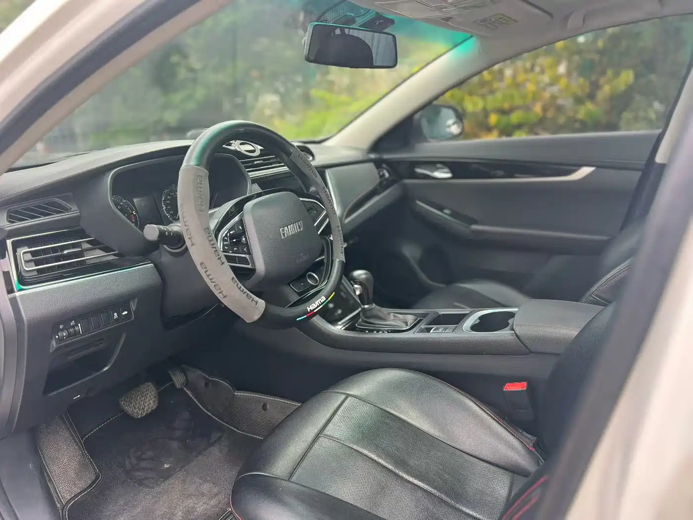 Haima Familia F5 2018 2018 1.6L Automatic Elite