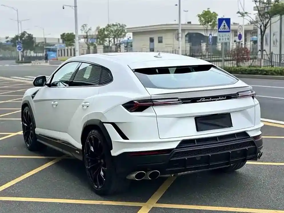 Lamborghini Urus 2021 4.0T V8 фото 3