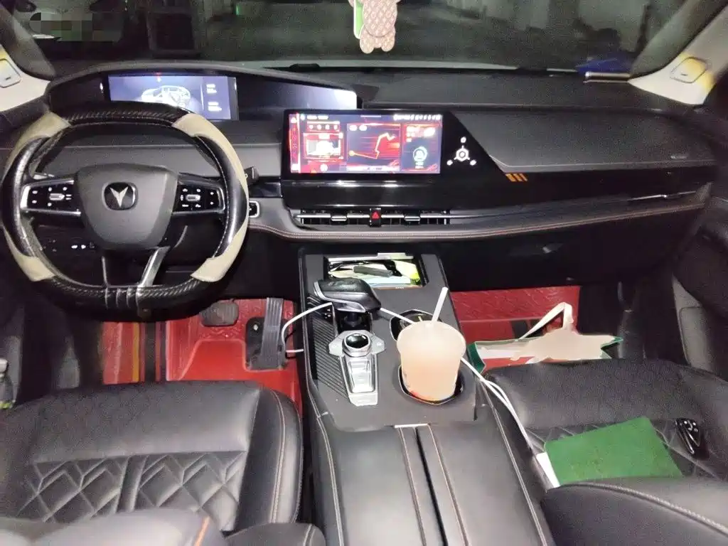 Changan UNI-K 2021 2021 Model 2.0T Luxury Type