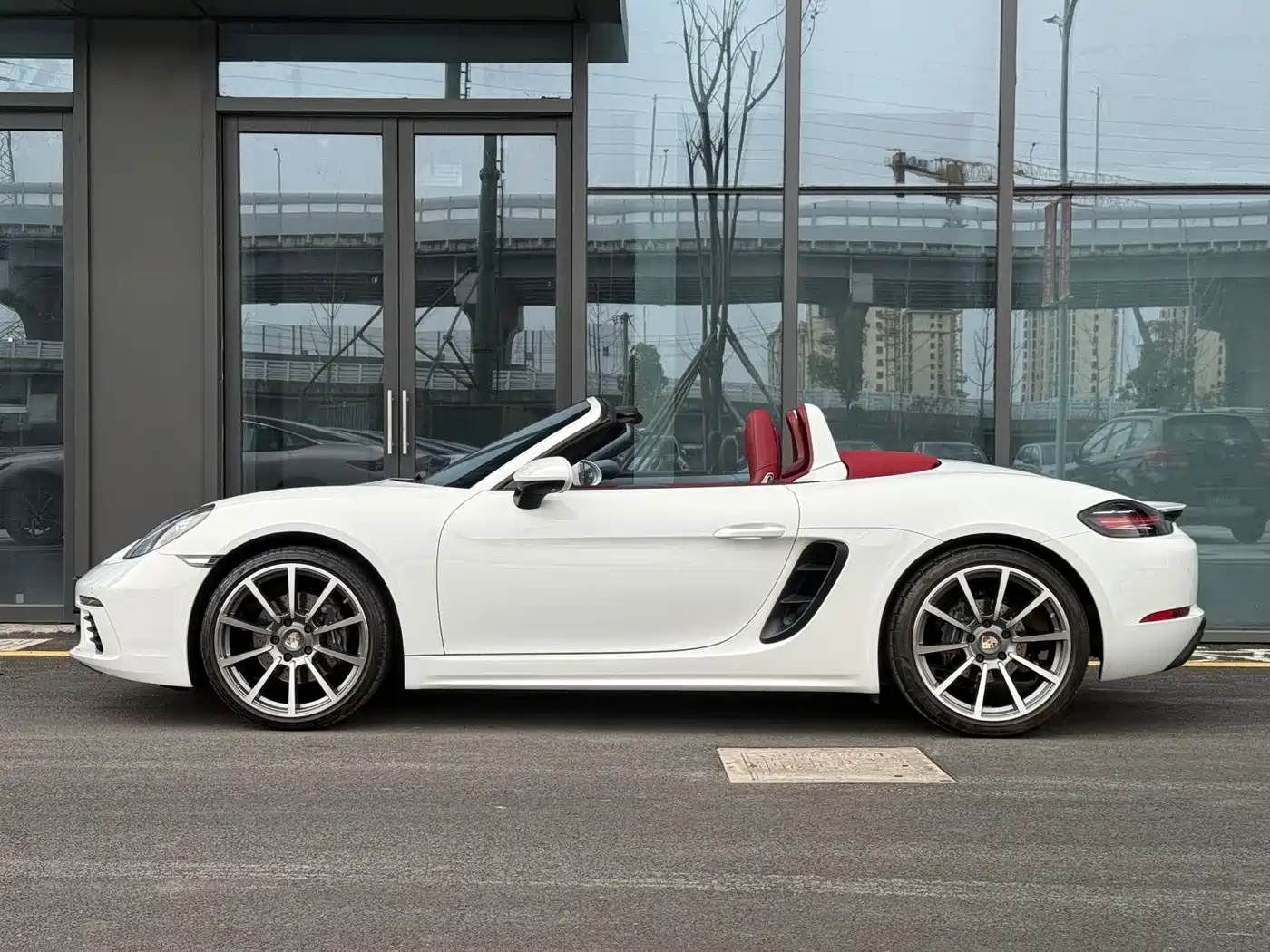 Porsche 718 2022 Boxster 2.0T фото 8