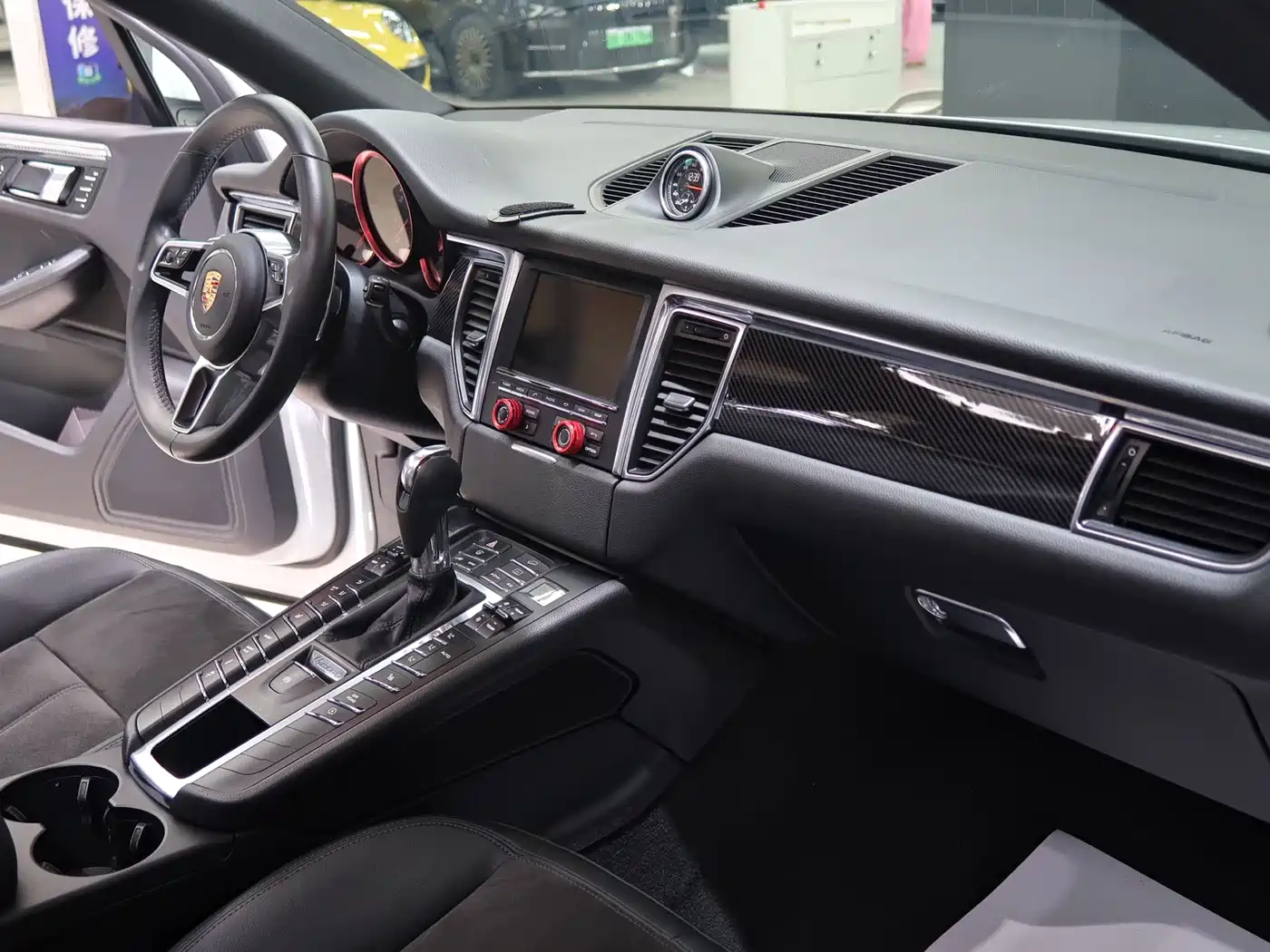 Porsche Macan 2014 Macan 2.0T фото 7