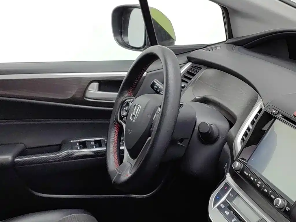 Honda Jade 2015 2014 1.8L Automatic Comfort Elite 5-seater