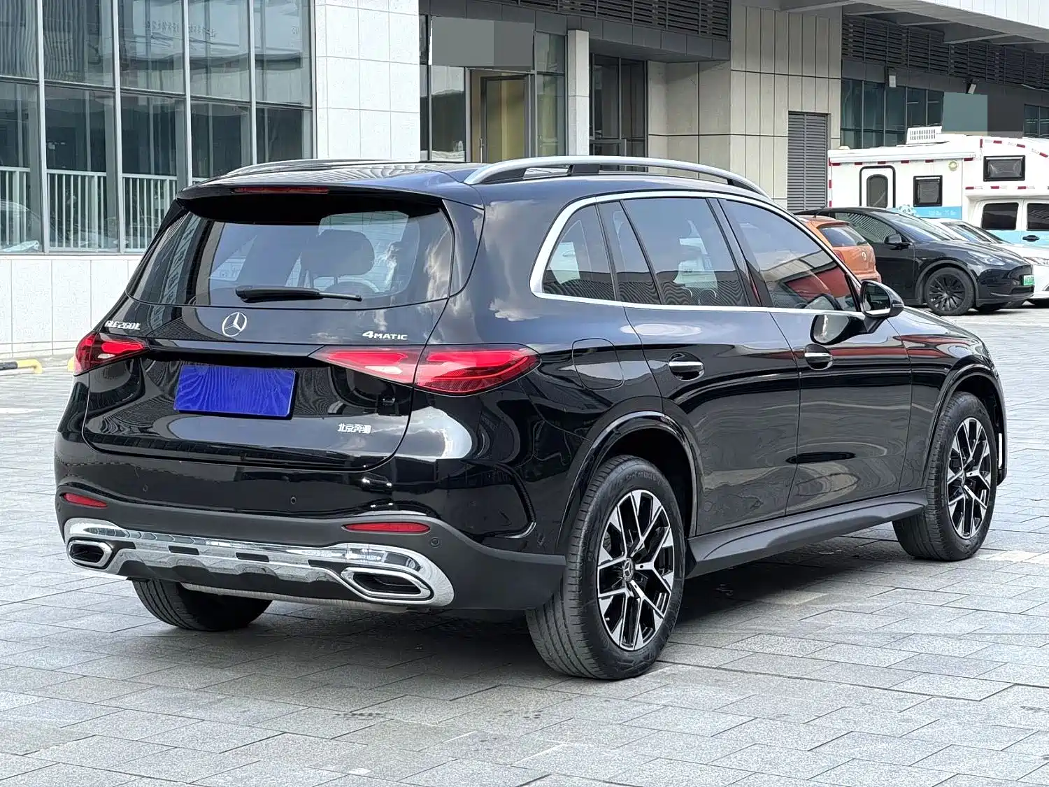 Фото 9 - Mercedes-Benz GLC