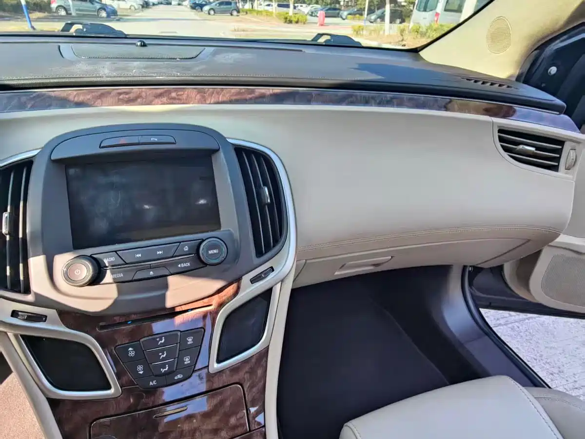 Buick LaCrosse 2013 2.4L SIDI Leading Comfort фото 15