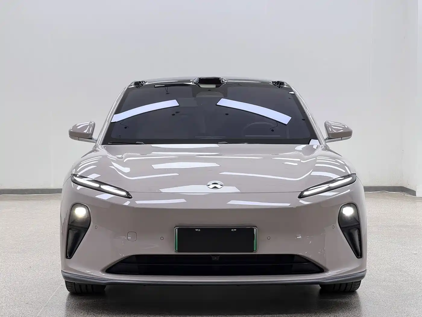 Фото 2 - NIO ET5