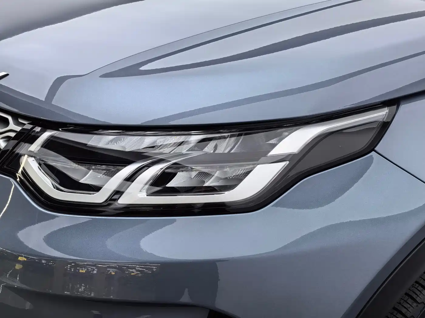 Land Rover Discovery Sport 2020 200PS Family Edition фото 7