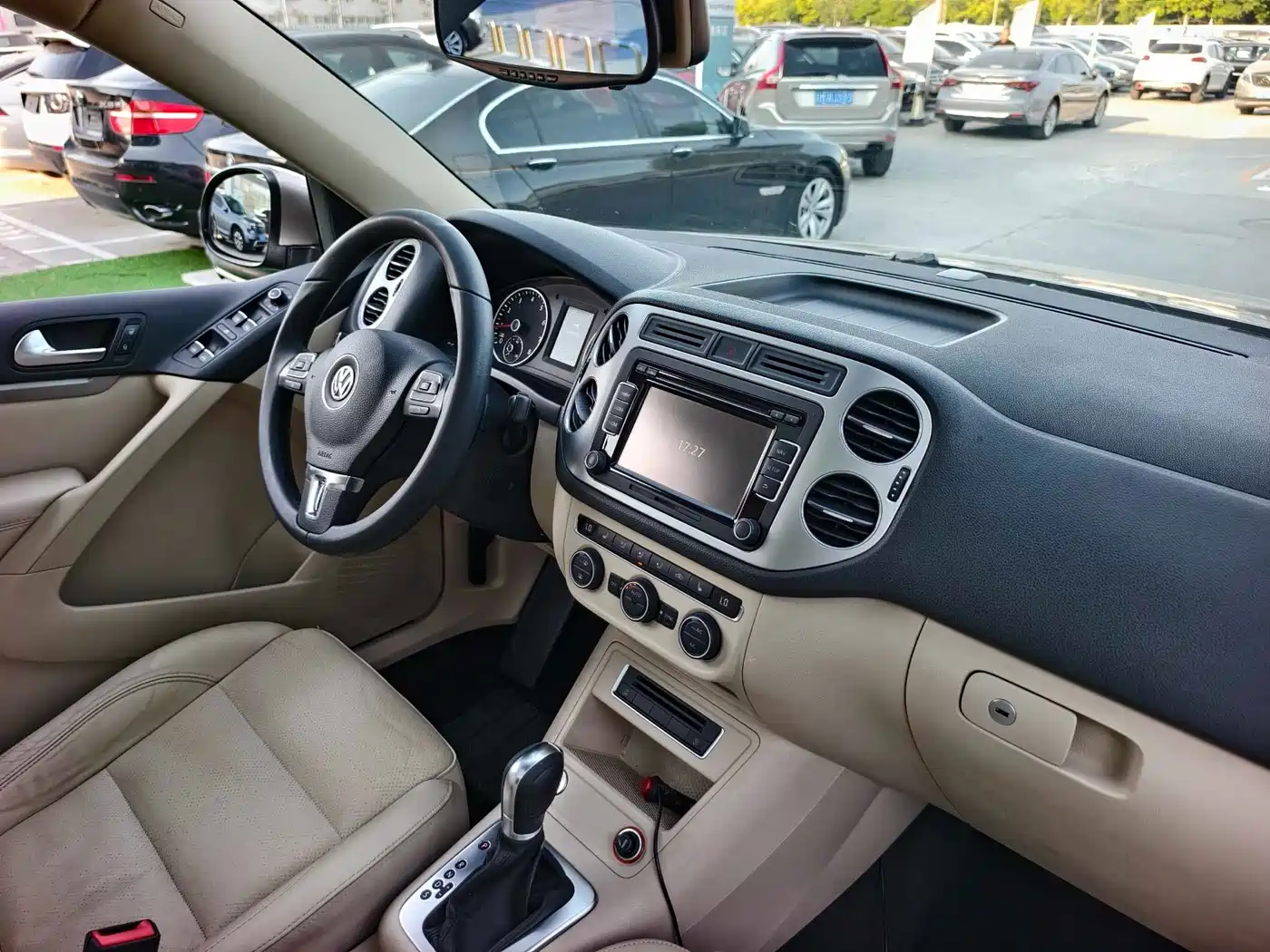 Volkswagen Tiguan 2015 1.8TSI Automatic 2WD Highline фото 17