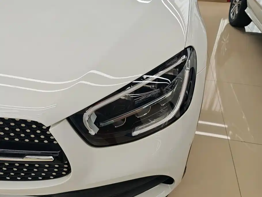 Mercedes-Benz GLC Coupe 2023 2023 Facelift GLC 300 4MATIC Coupe SUV
