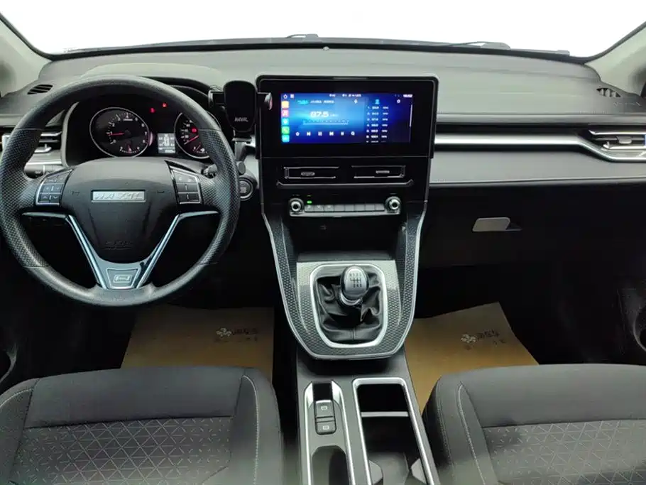 Haval M6 2021 PLUS 1.5T Manual Elite Smart Connect фото 12