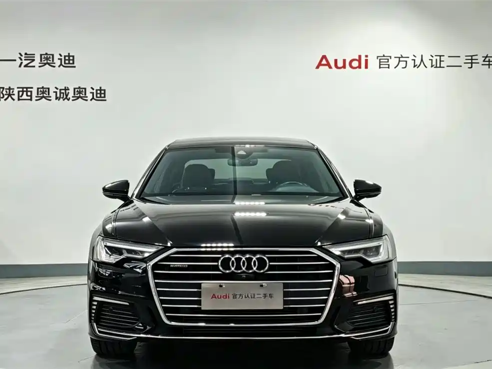 Audi A6L New Energy 2022 55 TFSI e quattro фото 2