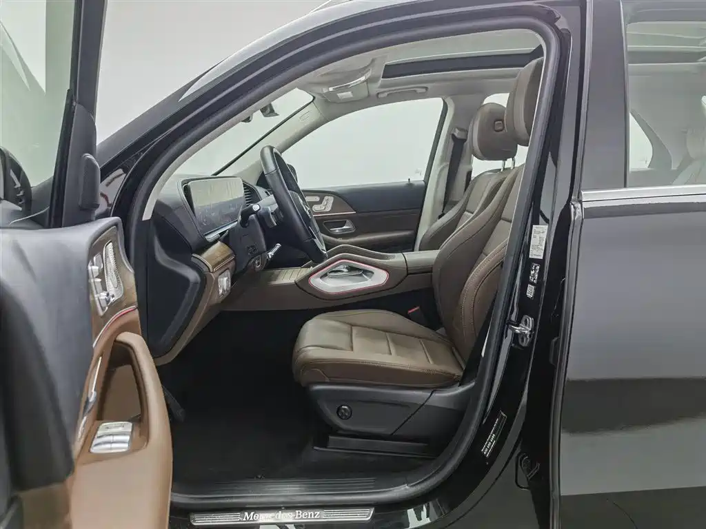 Mercedes-Benz GLE 2024 GLE 450 4MATIC Fashion фото 10