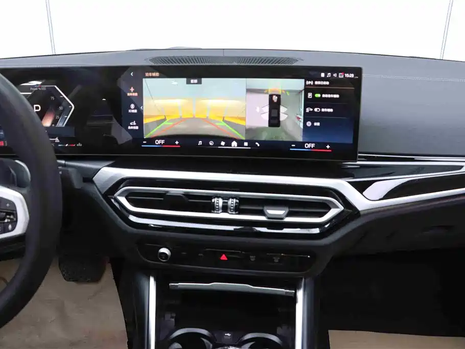 BMW 3 Series 2024 325Li M Sport Shadowline Package фото 26