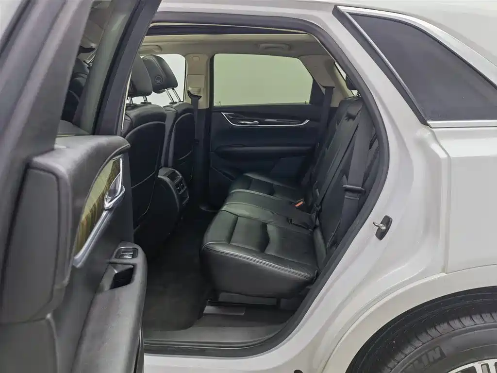 Cadillac XT5 2018 25T Luxury фото 15