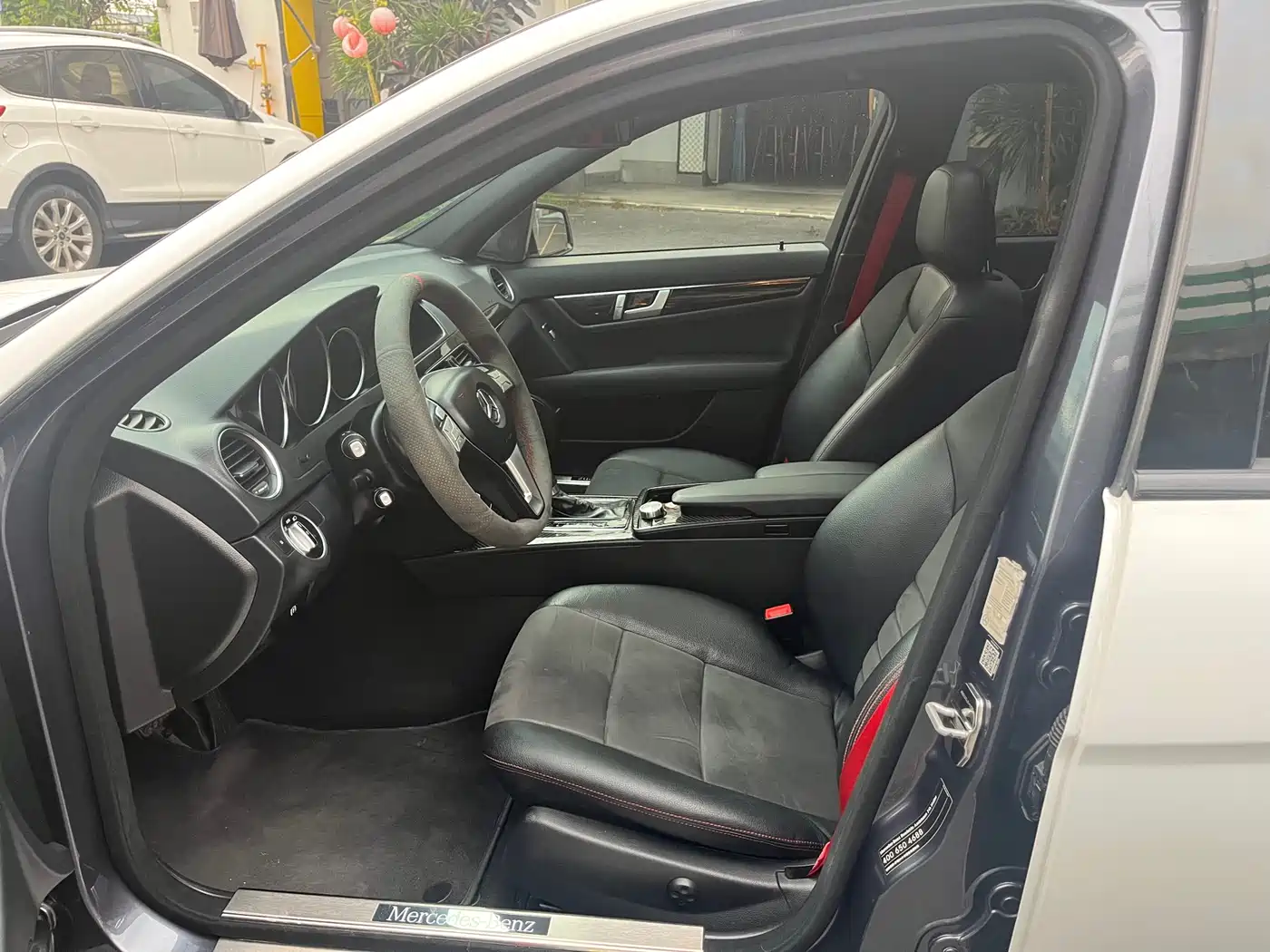 Mercedes-Benz C-Class 2013 C 300 Sport Grand Edition фото 12