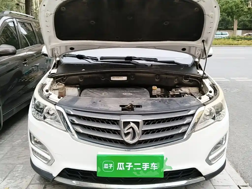 Baojun 560 2017 2016 1.8L iAMT Elite