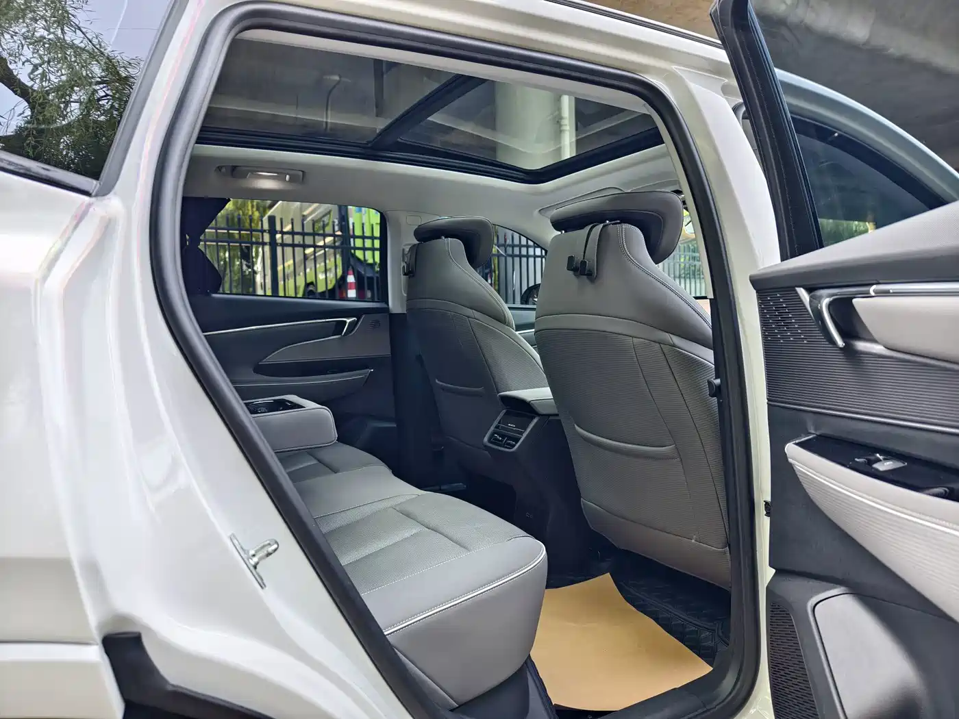 Buick E5 2026 2024 Model Premium Standard Range Audio-Visual Edition