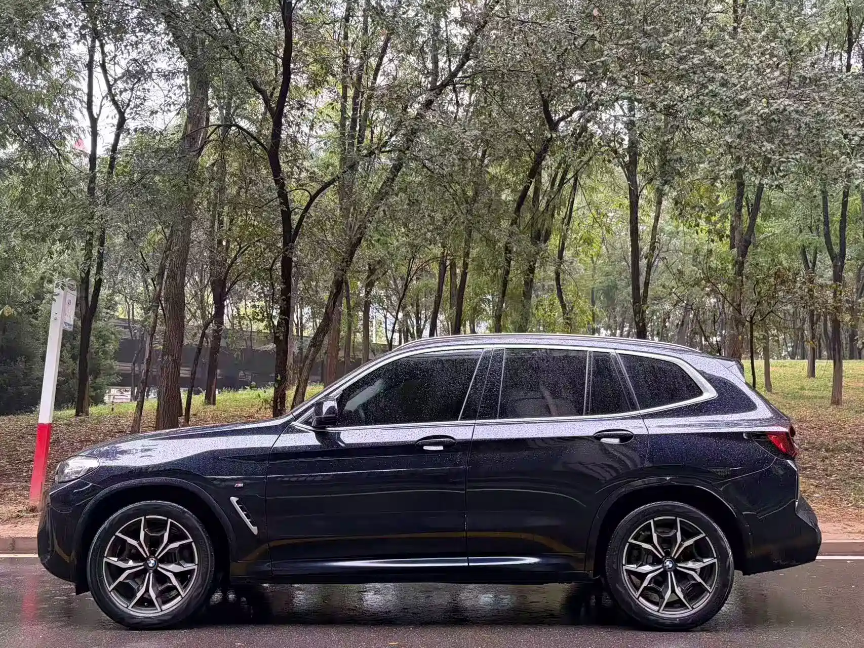 Photo 3 - BMW X3