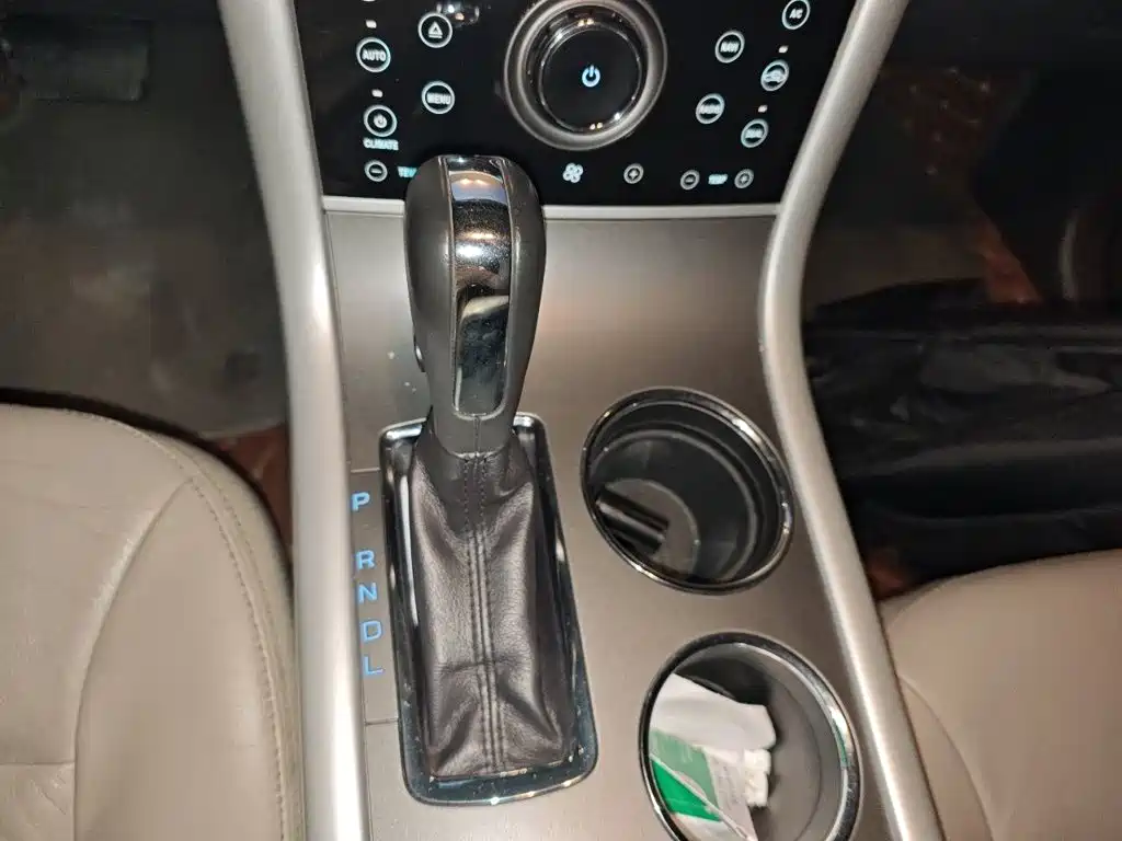 Ford Edge (Import) 2015 2012 2.0T Elite