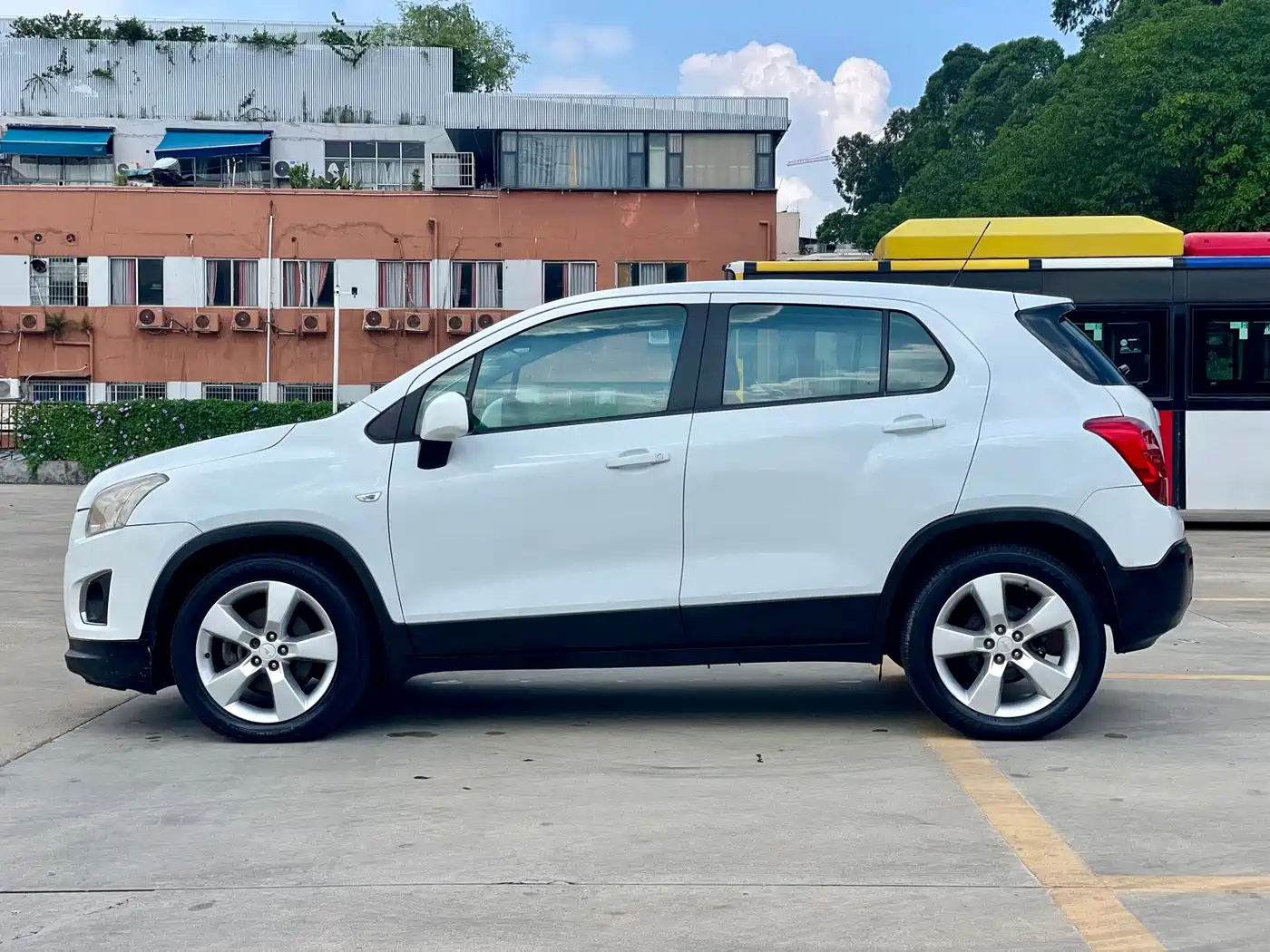 Chevrolet Trax 2014 1.4T Automatic 2WD Comfort фото 4