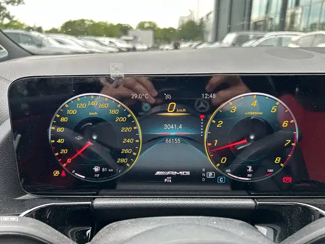 Mercedes-Benz GLA AMG 2021 AMG GLA 35 4MATIC — фото 5