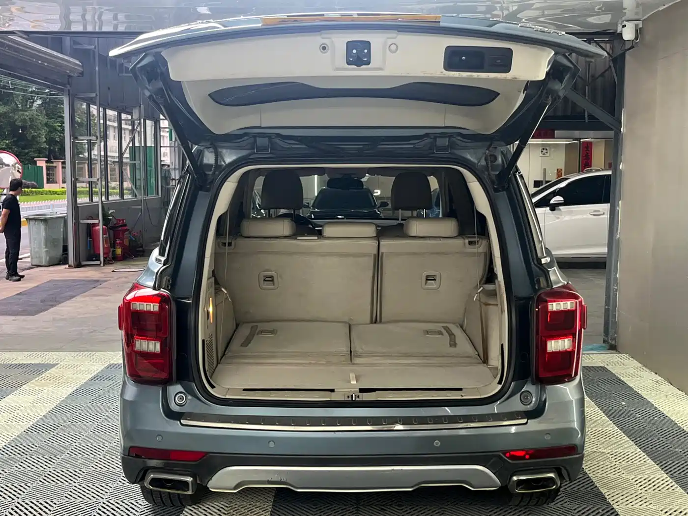 GAC Trumpchi Trumpchi GS8 2017 320T 2WD Luxury Smart Connect (7-seater) фото 15
