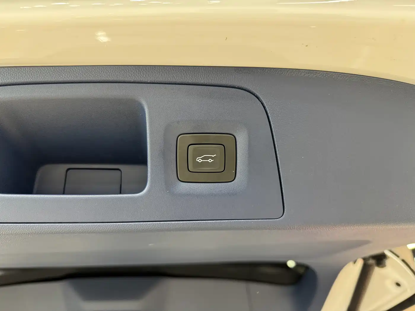 Buick Century 2023 2023 2.0T 6-Seat World Edition
