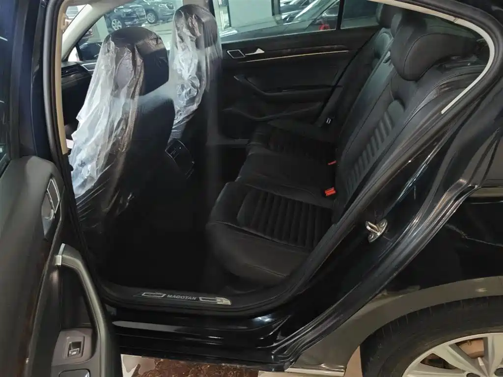 Volkswagen Magotan 2019 330TSI DSG Leading China VI фото 17