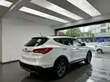 Фото 7 - Hyundai Santa Fe