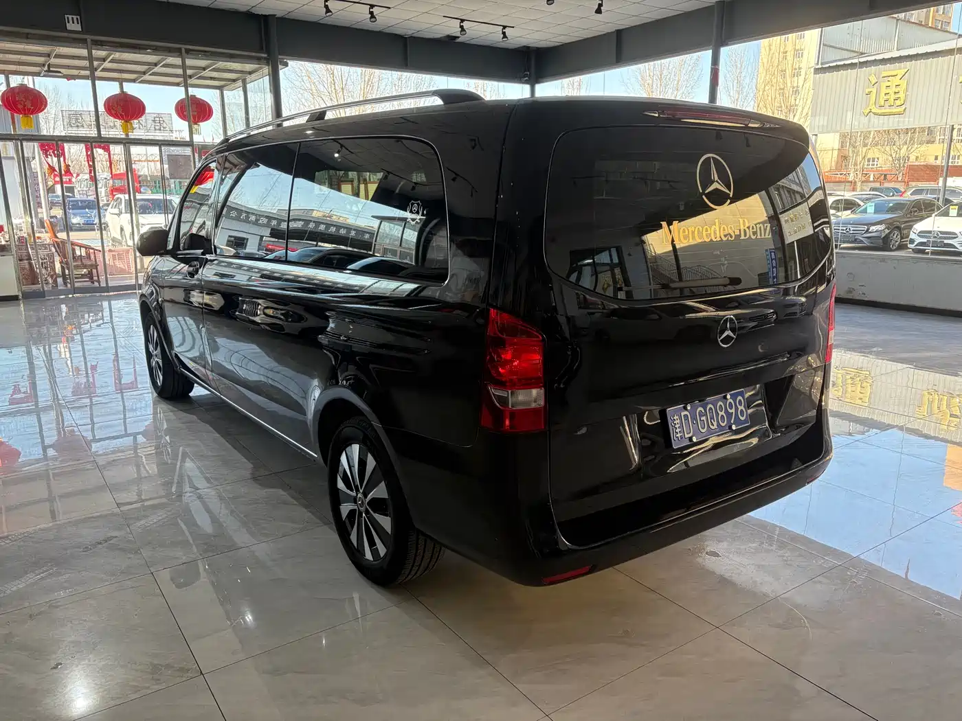 Mercedes-Benz Vito 2021 2.0T Elite 7-Seater фото 7