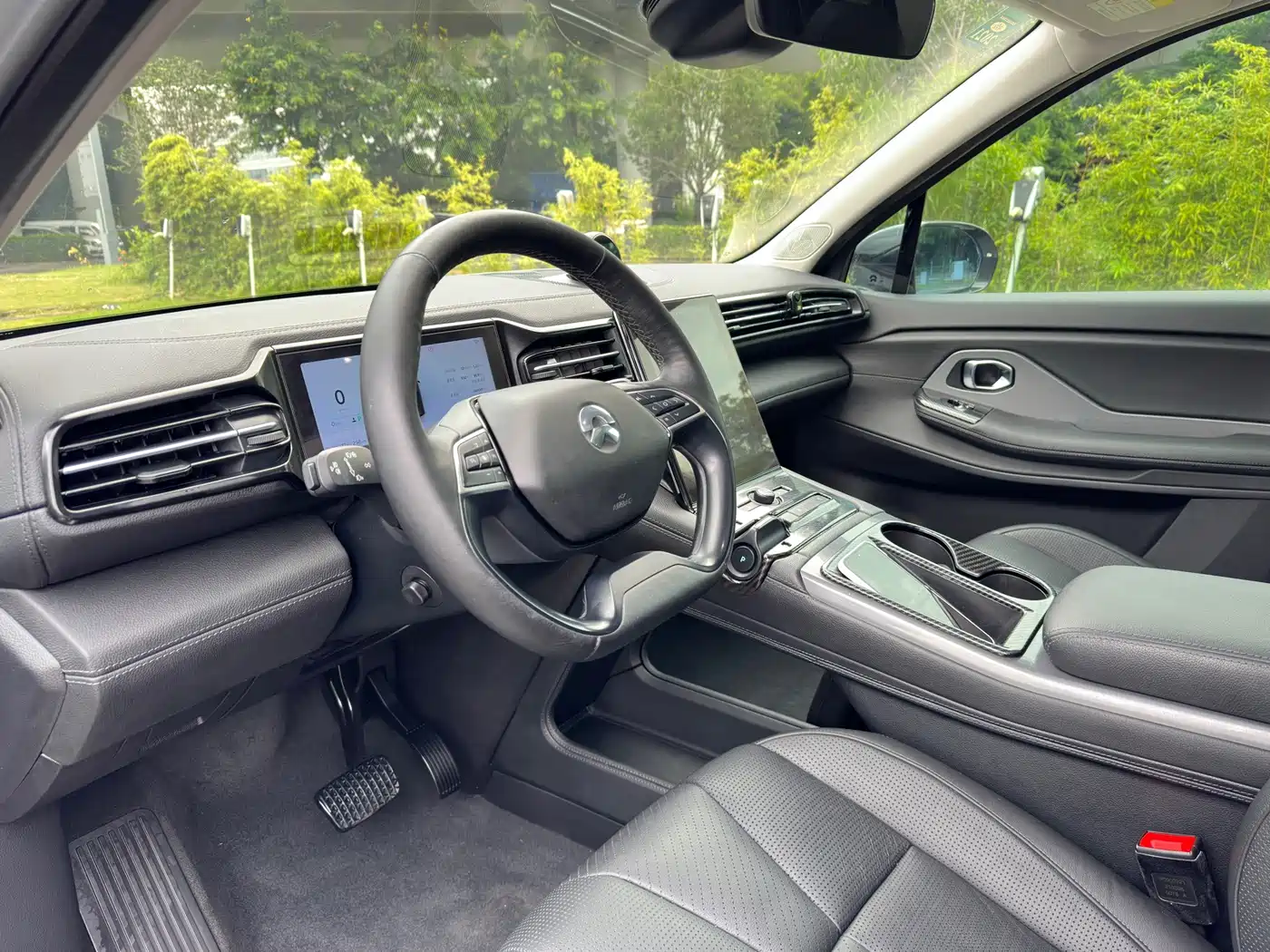 NIO ES8 2019 2018 355KM Base Model 7-Seater Version