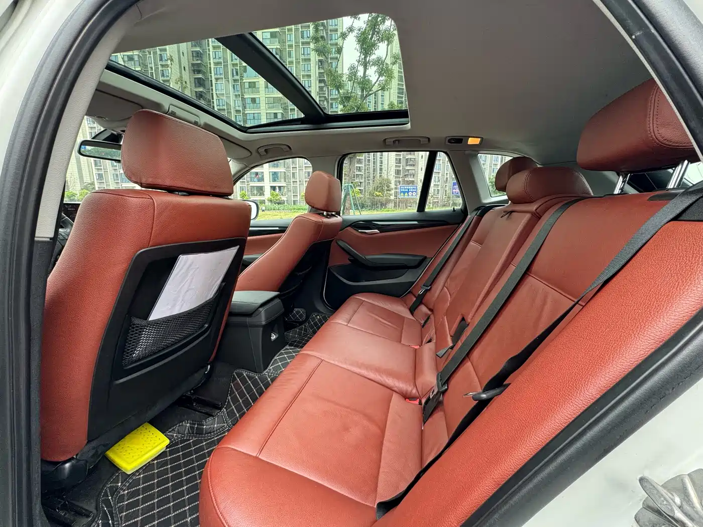 BMW X1 (Import) 2012 sDrive18i Luxury фото 8