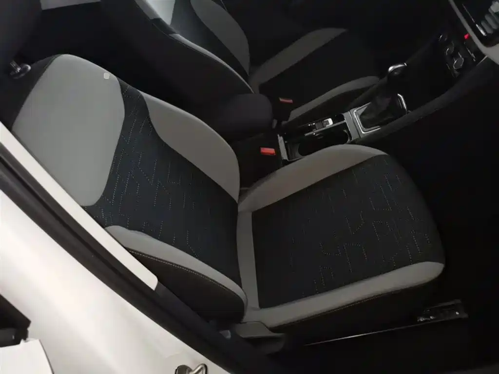 Фото 25 - Jetta VS5