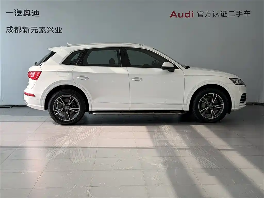 Audi Q5L 2018 40 TFSI Premium Fashion China VI фото 3