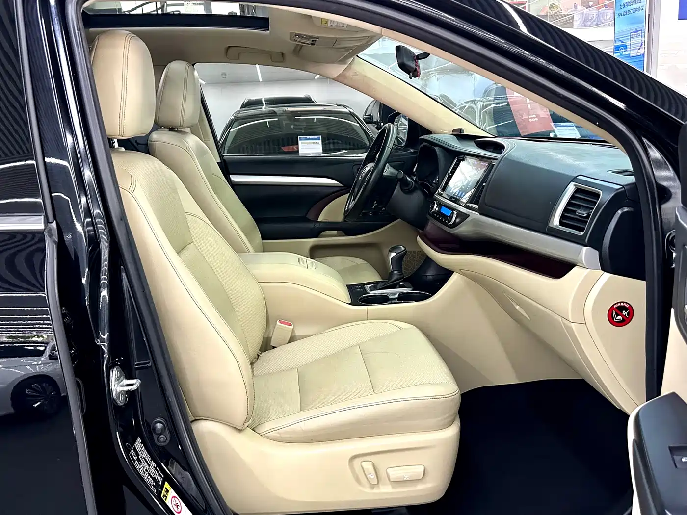 Toyota Highlander 2017 2.0T 4WD Premium 7-Seater фото 20