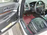 Photo 14 - Ford Explorer (Import)