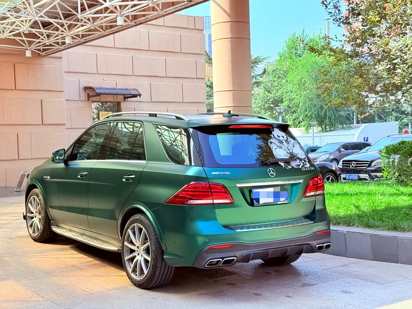 Mercedes-Benz GLE AMG 2015 AMG GLE 63 4MATIC фото 14